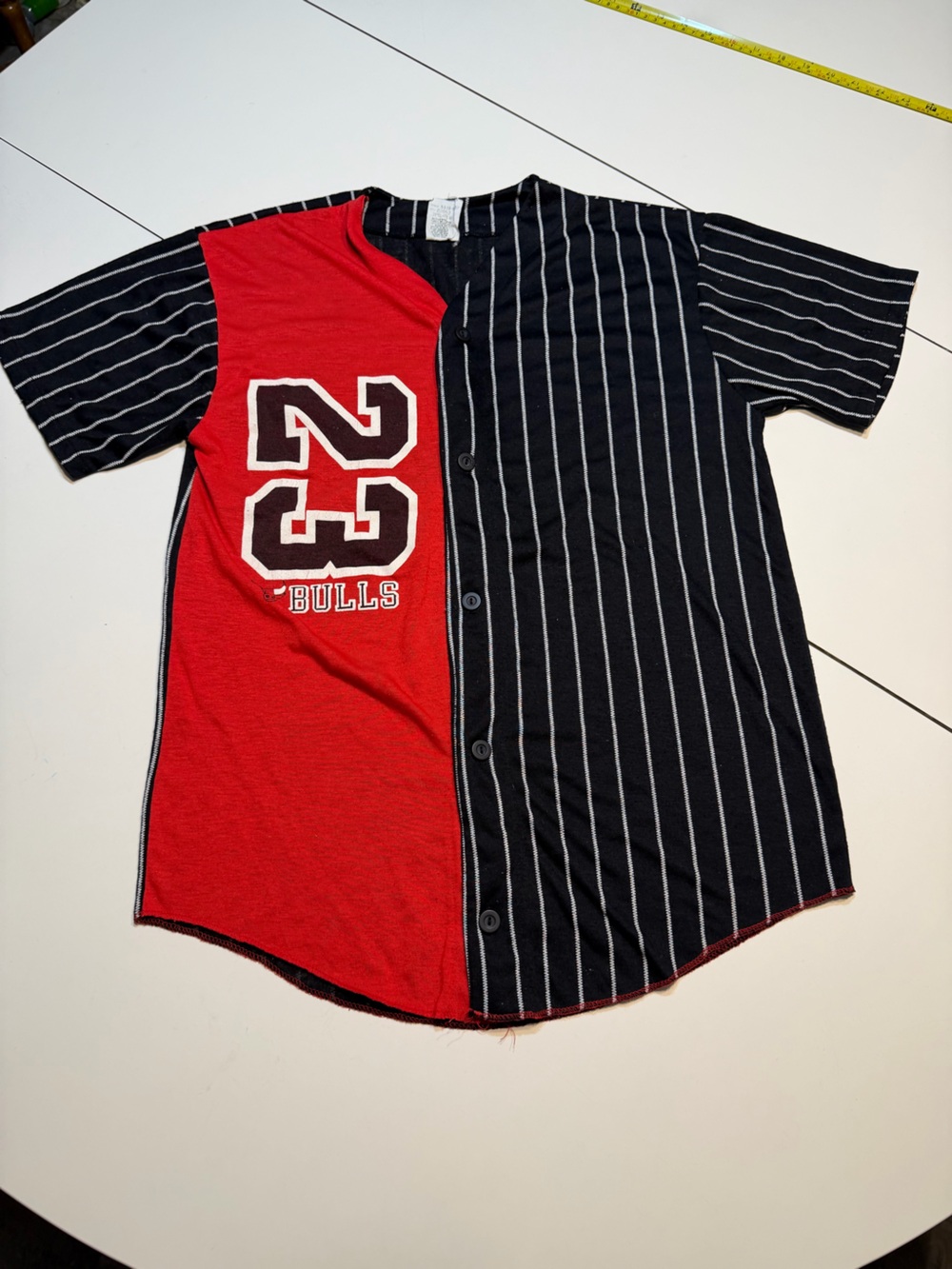 vintage youth XL 1990s Chicago Bulls button-down baseball jersey 23 Jordan